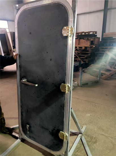 手动电磁屏蔽门