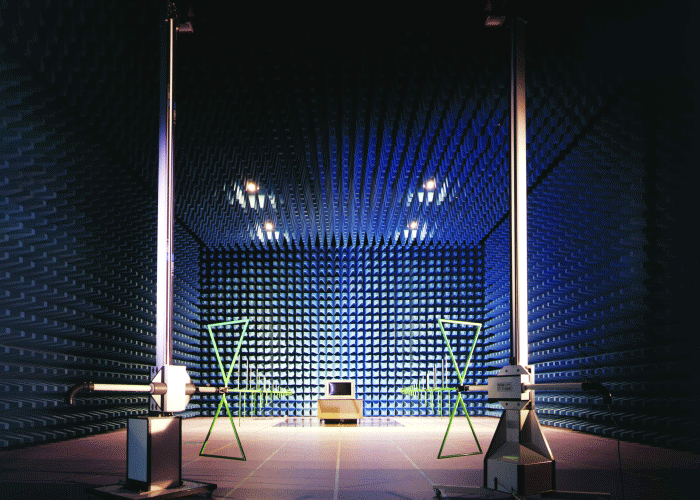 微波暗室1.gif 微波暗室1.gif