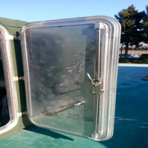 方舱电磁屏蔽门